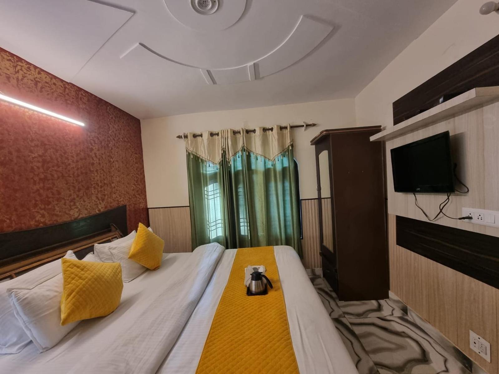 Hotel Stay Well Banikhet المظهر الخارجي الصورة