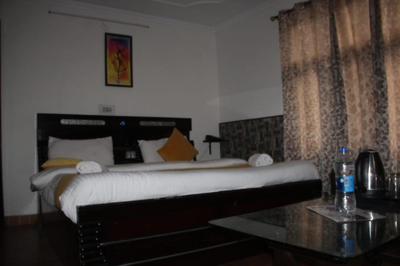 Hotel Stay Well Banikhet المظهر الخارجي الصورة